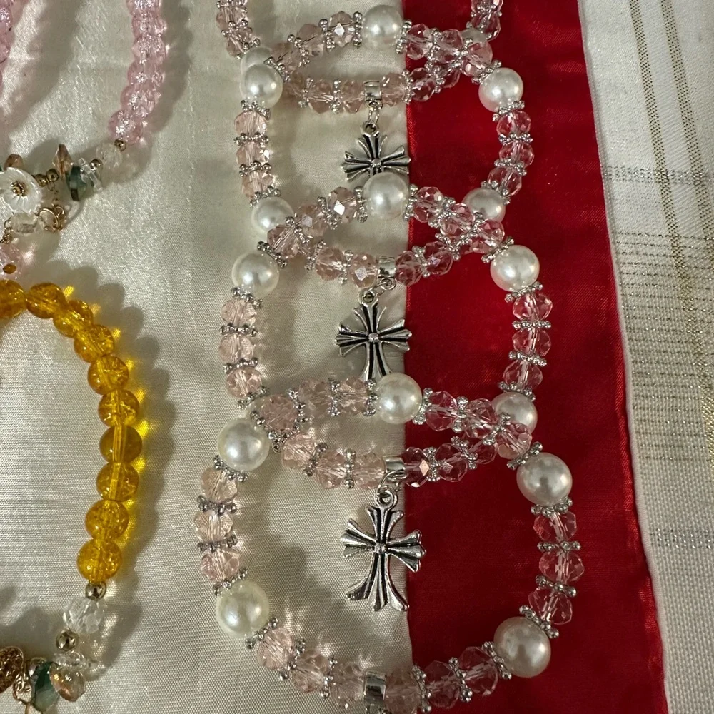 5/$15 Yellow and Pink Glass Bead Bracelets Set Mix and match any 5. - Picture 5 of 6